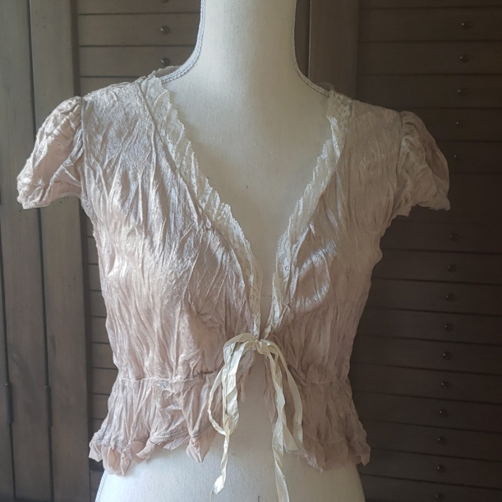 BNWOT! Velvet Lace Shrug